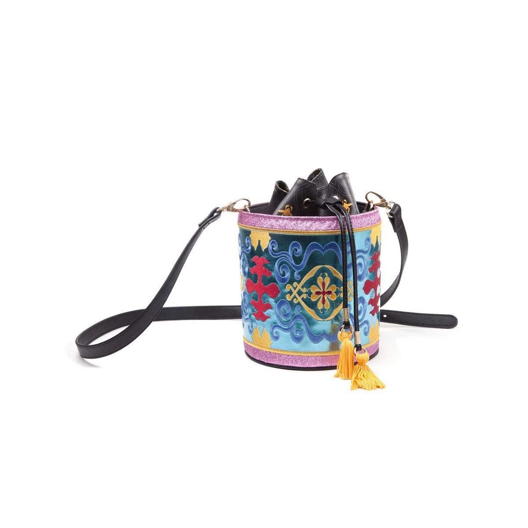 Aladdin Magic Carpet Bag 4 Aladdin Magic Carpet Bag