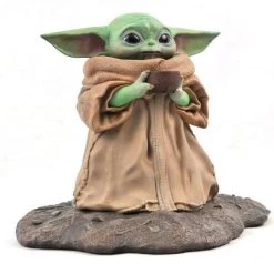 The Mandalorian The Child (Soup) - Premier Collection 17cm Statue