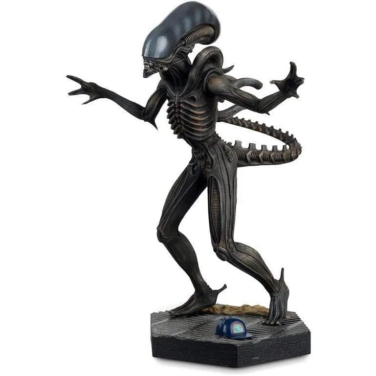 Alien Xenomorph Drone Figurine 11 Alien Xenomorph Drone Figurine